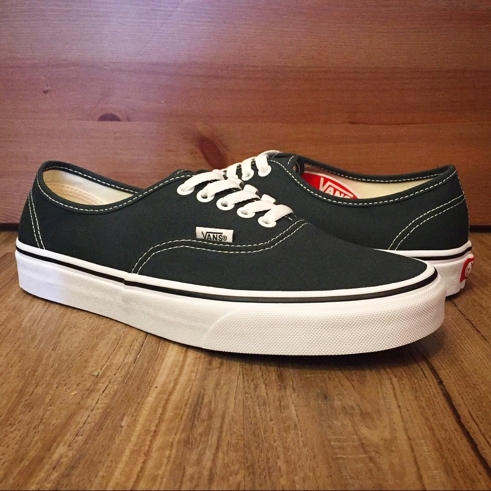🚨NEW🚨 VANS AUTHENTIC - Picture 3 of 8